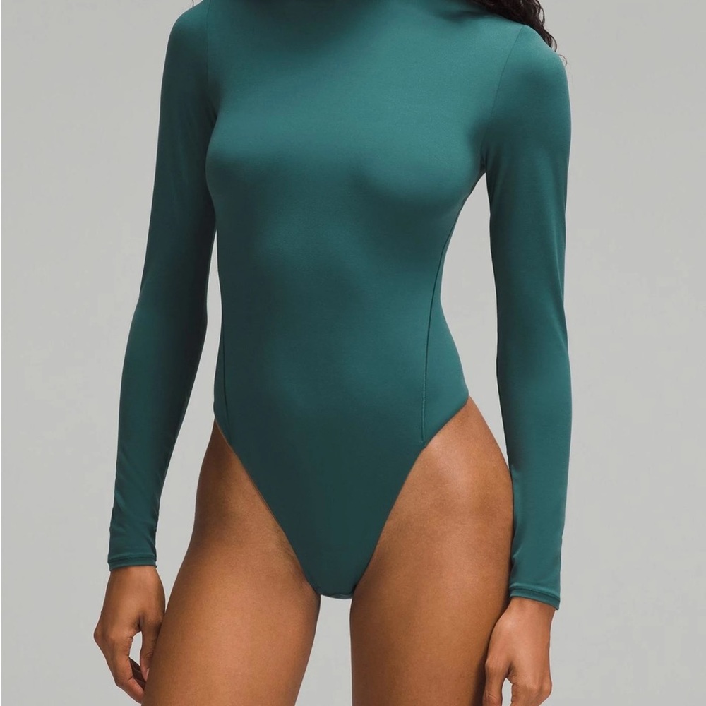 Lululemon wundermost storm teal Long Sleeve Bodysuit